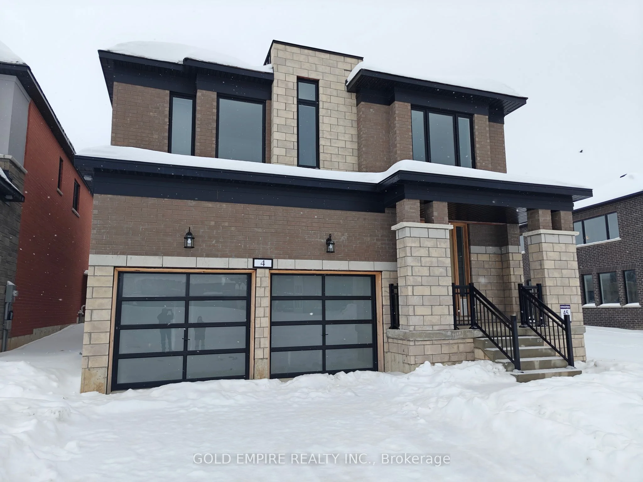 Detached in Woodstock