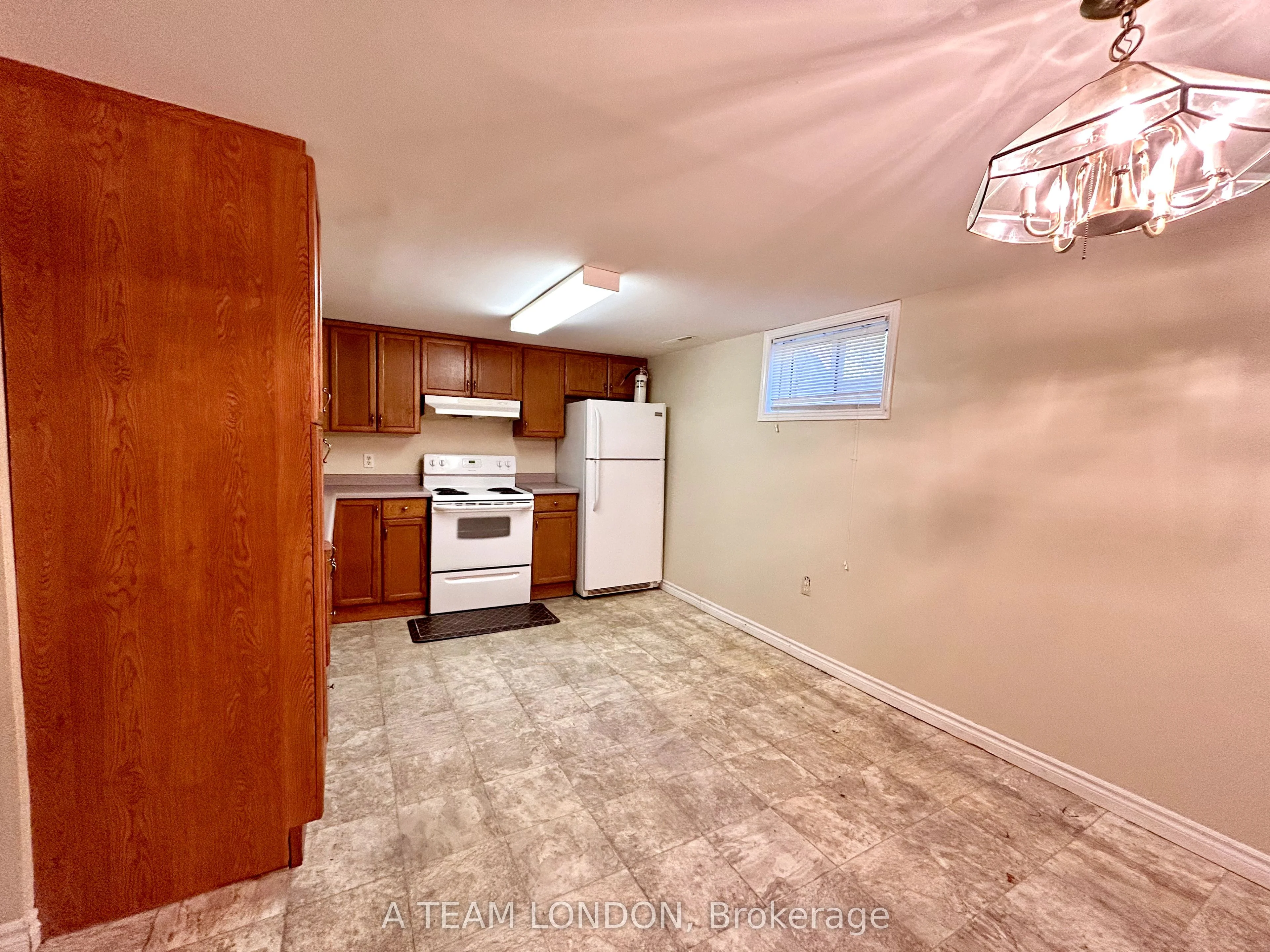 712 Chester Street, London South, On N6c 2k2