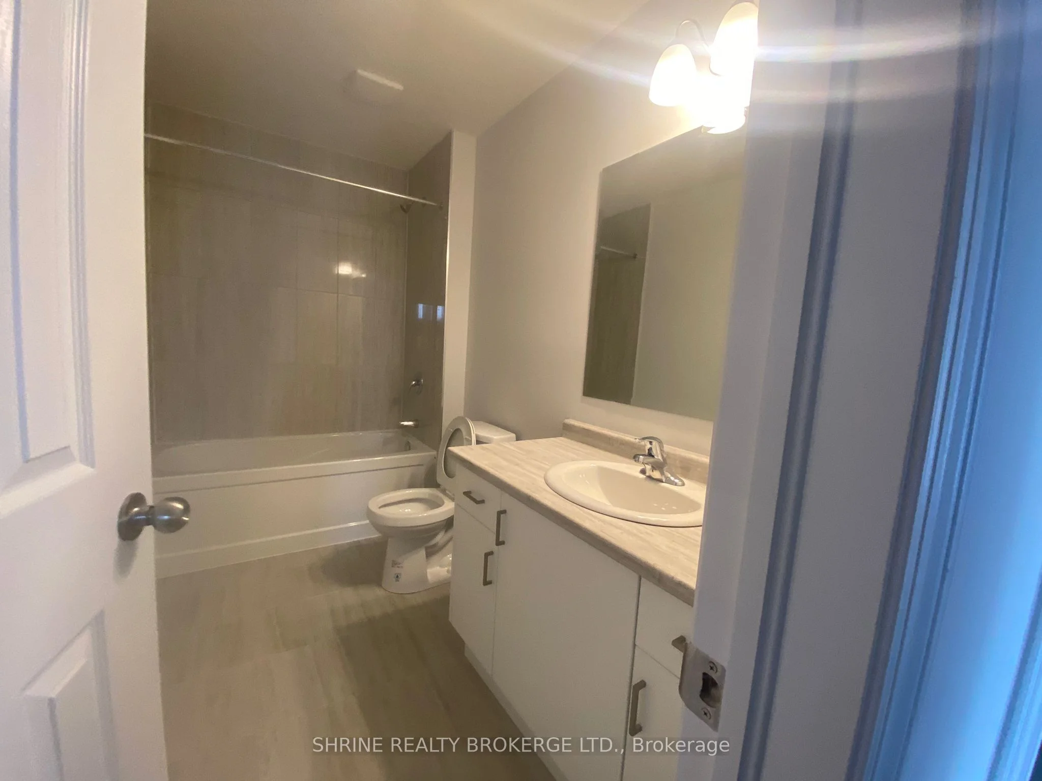 2990 Turner Crescent, London South, ON N6M 0A1