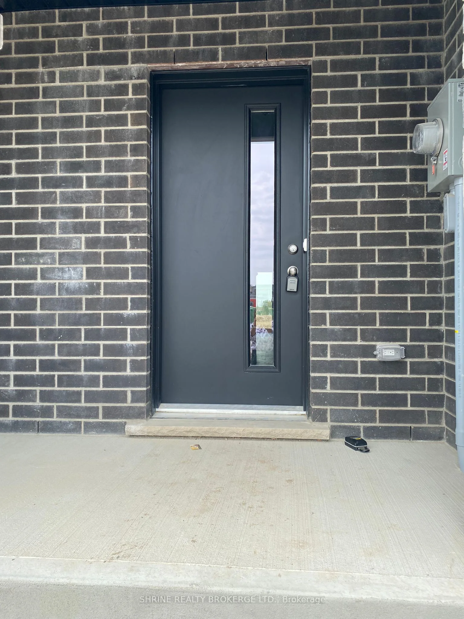 Att/Row/Townhouse in London South