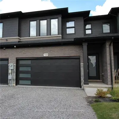 7428 Matteo Drive, Niagara Falls, On L2h 3t3
