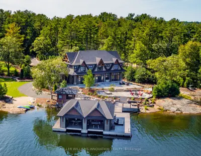 Detached in The Archipelago