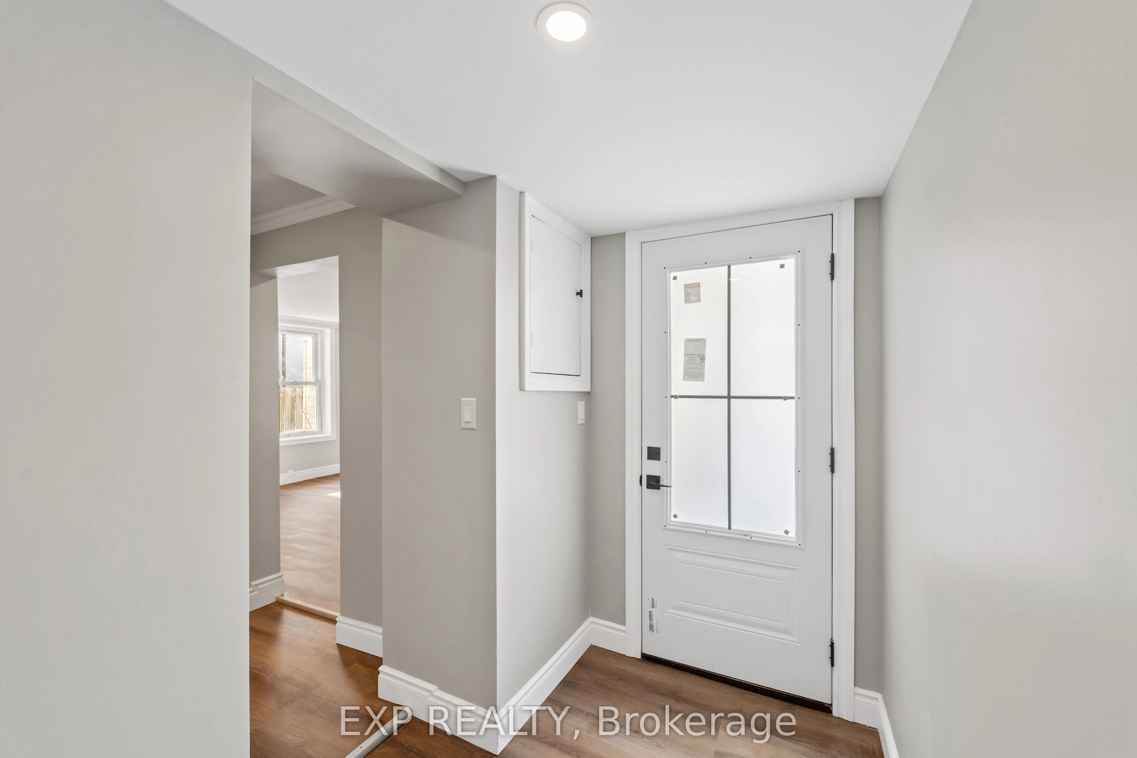 Duplex in Belleville