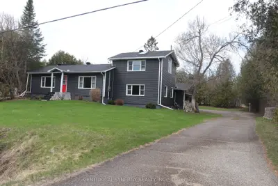 Detached in Rideau Lakes