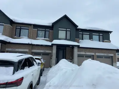 Att/Row/Townhouse in Stittsville - Munster - Richmond