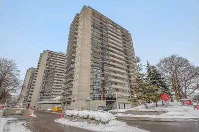 Condo Apartment in Vanier and Kingsview Park