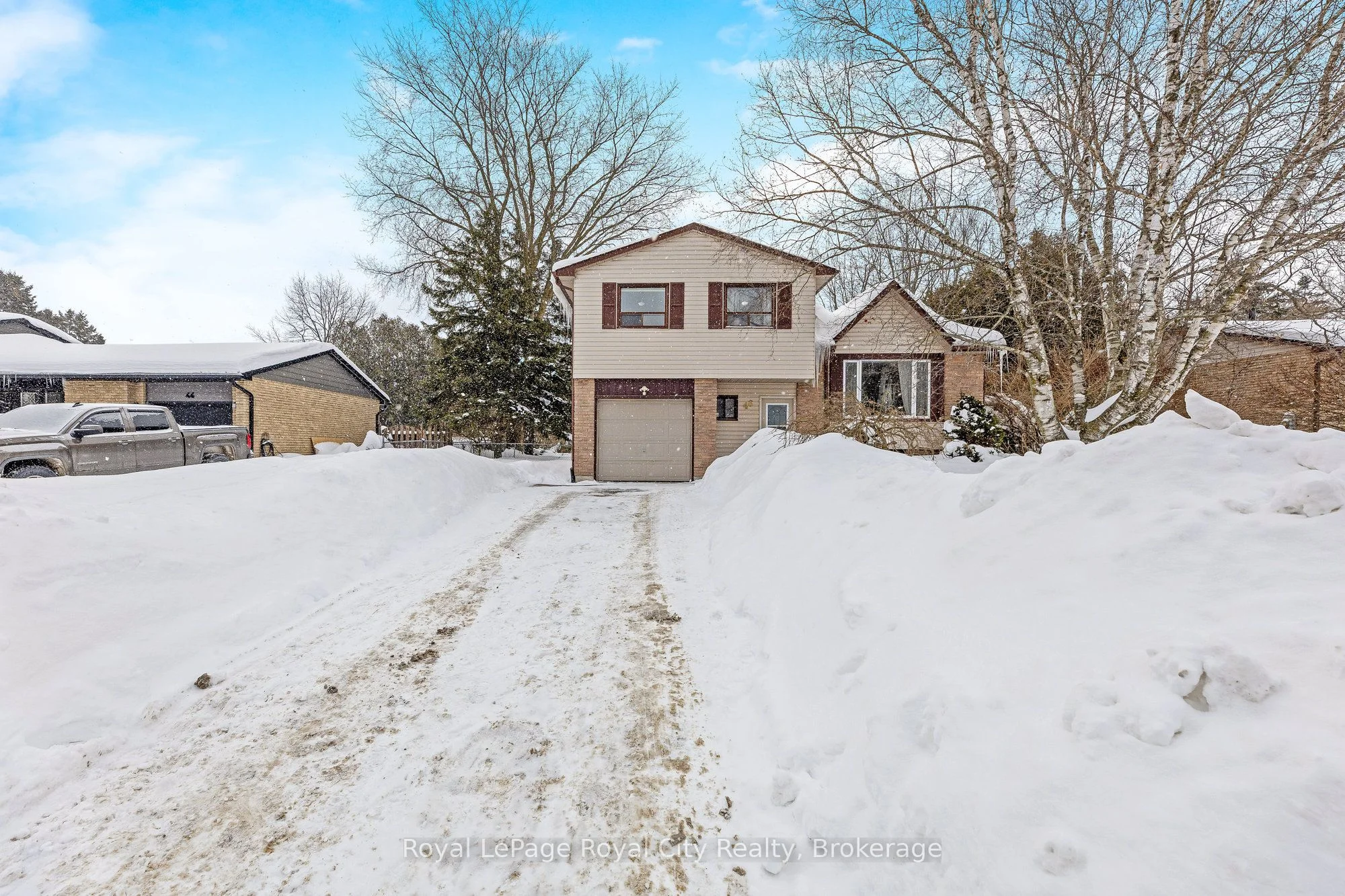 Detached in Erin