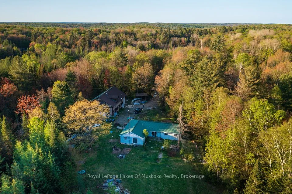 203 Con 4 & 5 Road W, Huntsville, ON P1H 2A9