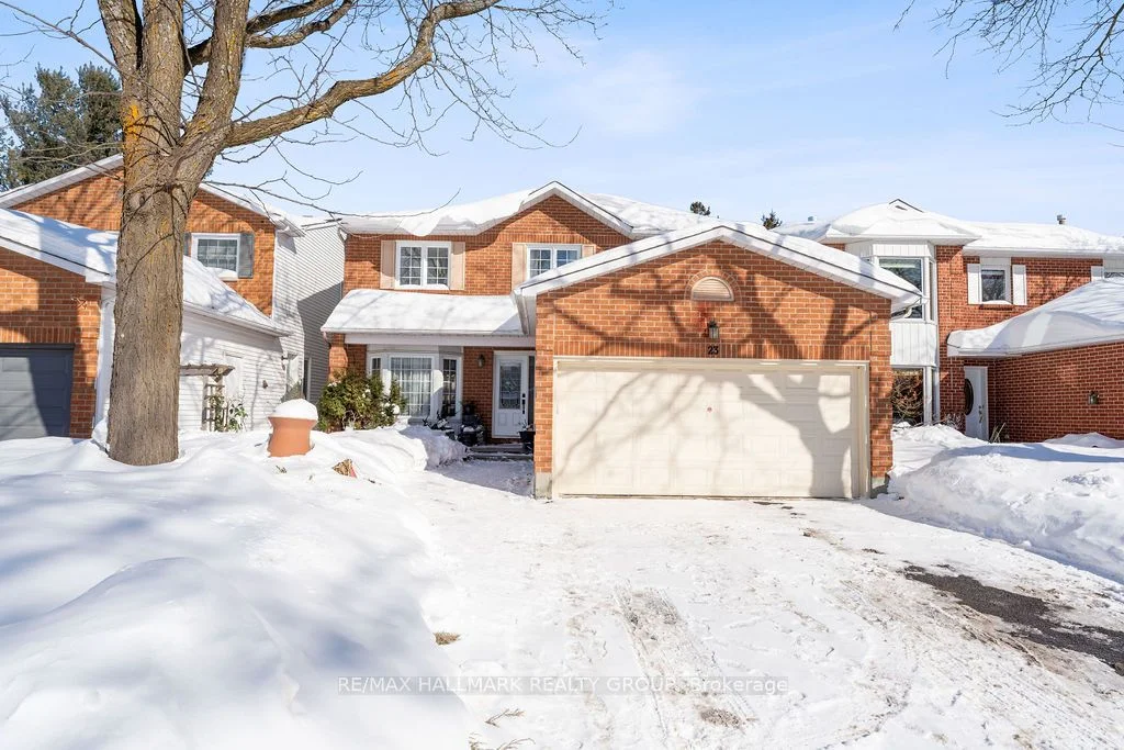 Detached in Hunt Club - South Keys and Area