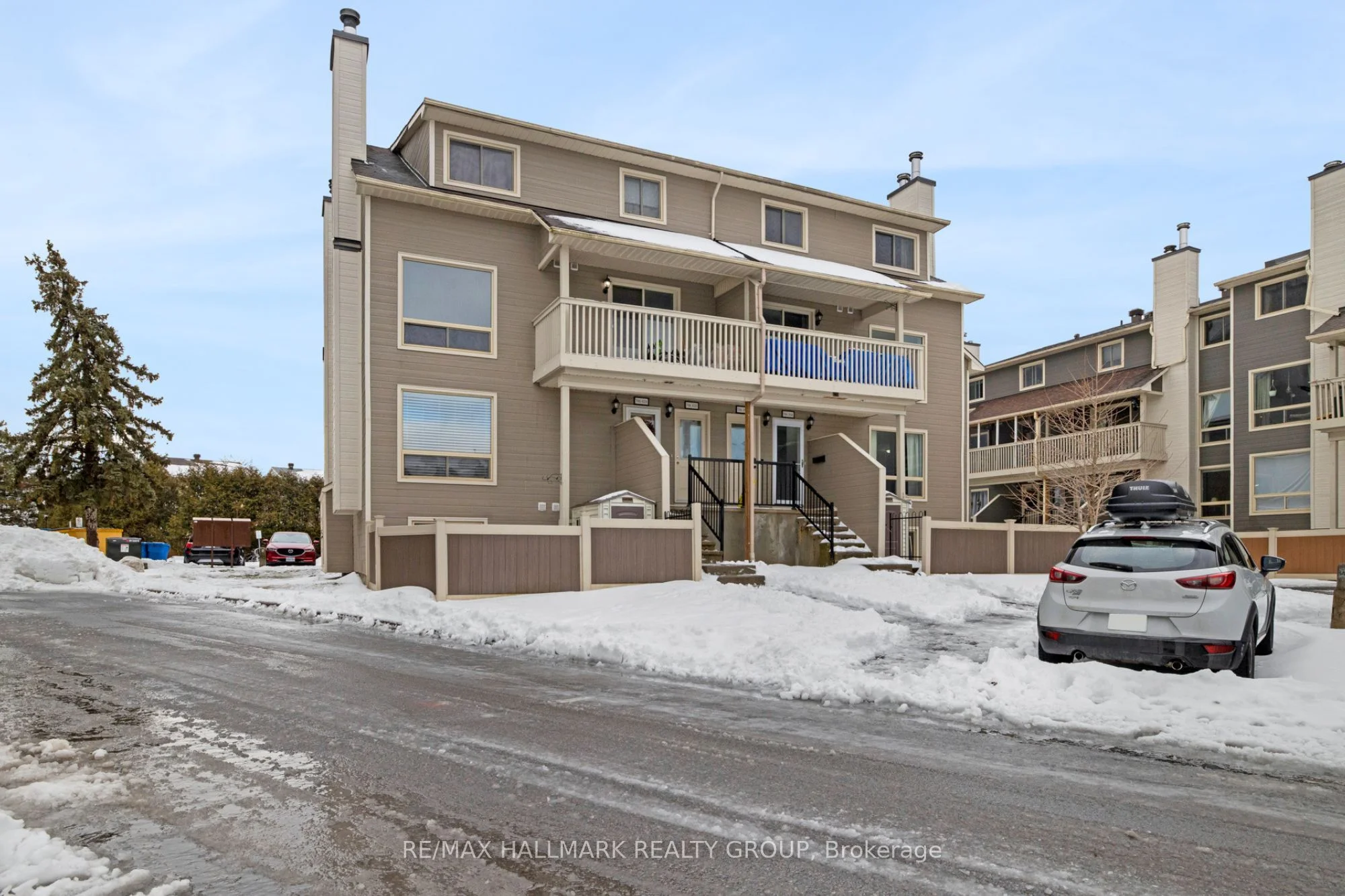 786 St Andre Drive 39a, Orleans - Convent Glen And Area, On K1c 4r2