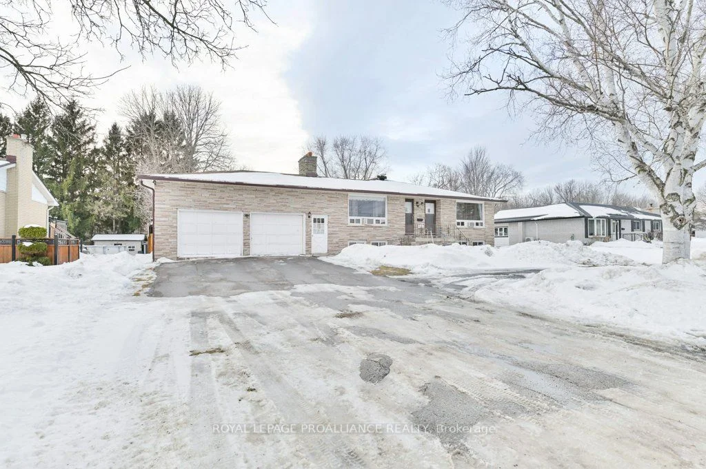 107 Montrose Road, Quinte West, ON K8R 1A5