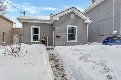173 Sydenham Street, Brant, On N3r 3z1
