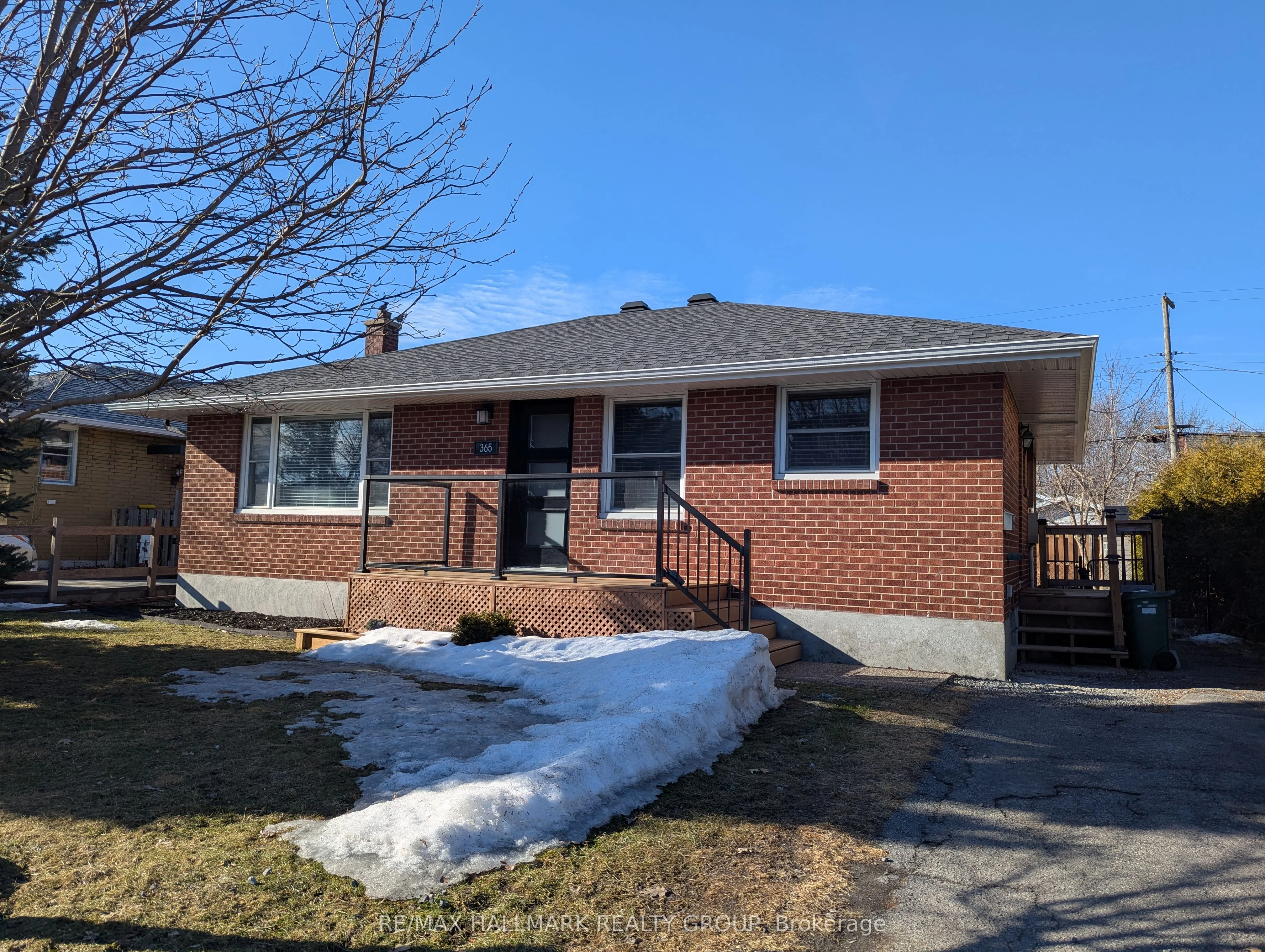 Detached in Overbrook - Castleheights and Area
