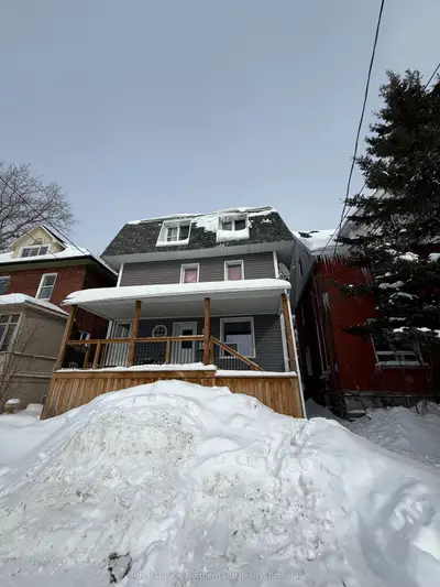 Triplex in North Bay