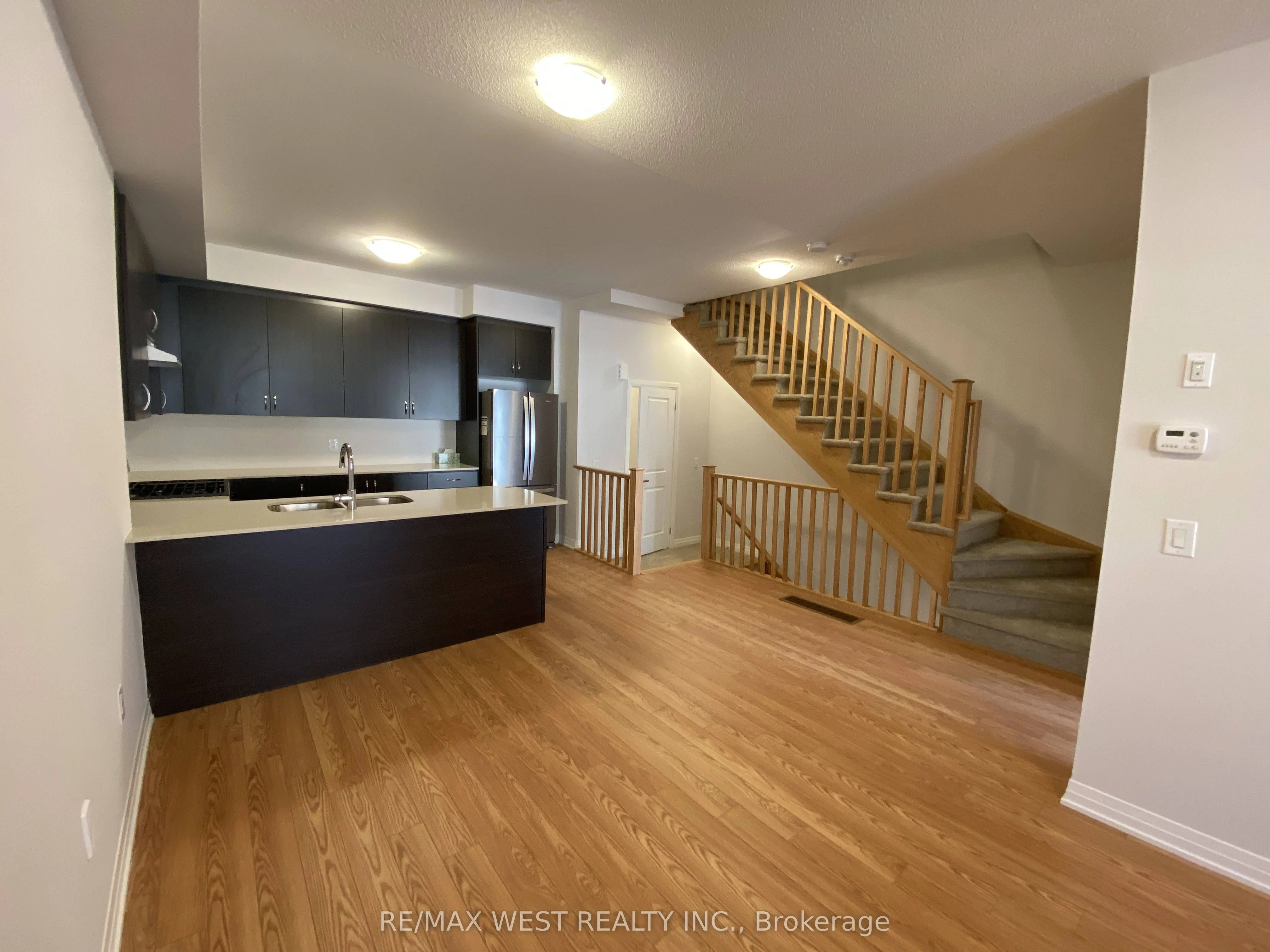 585 Colborne Street E 1108, Brantford, On N3s 3m7