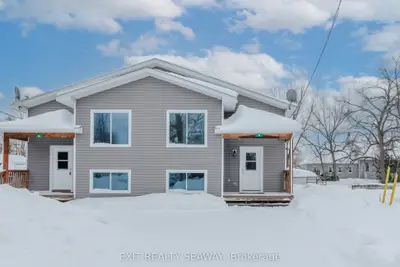12 Minto Street, North Stormont, On K0c 1k0