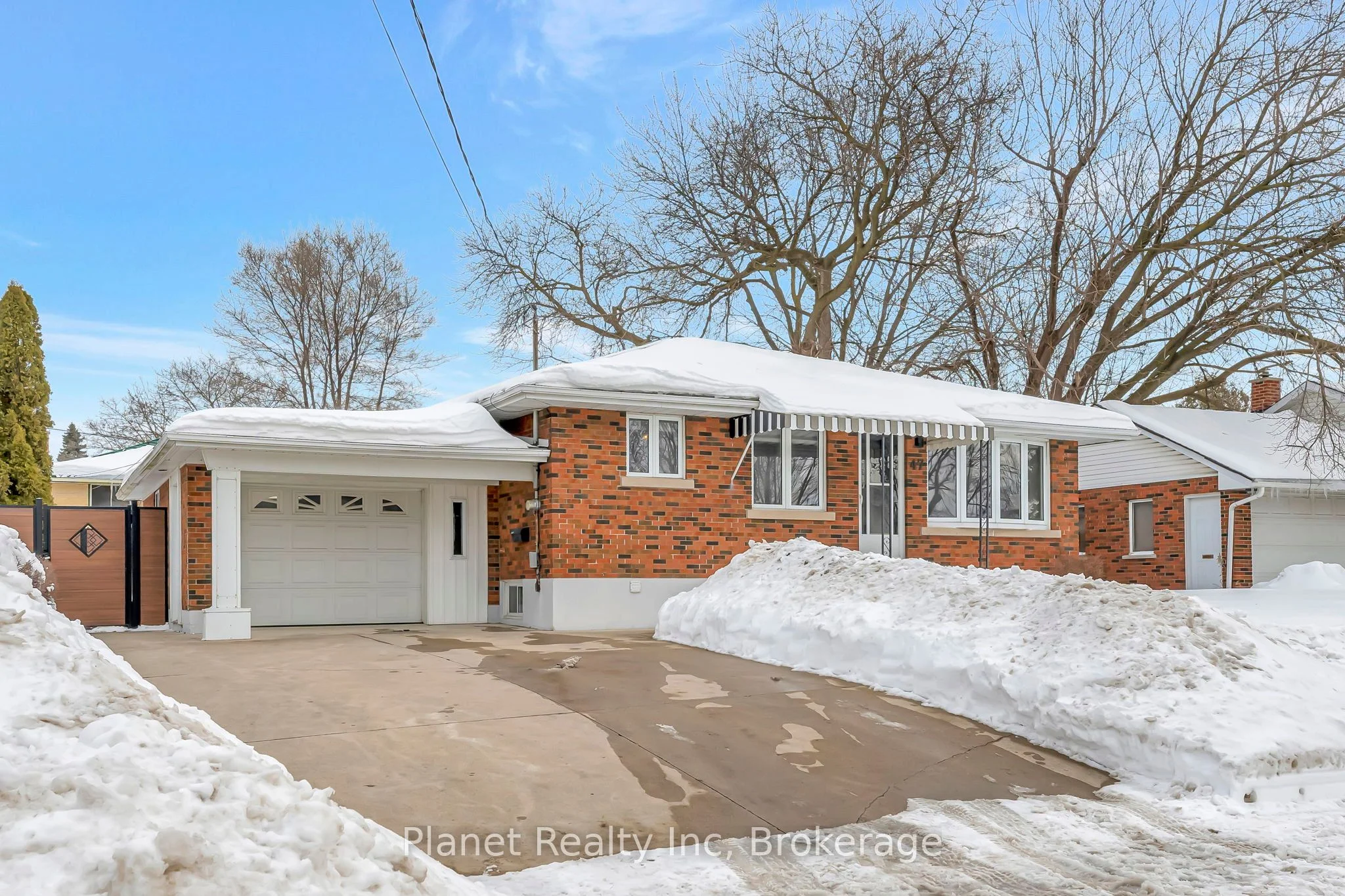 Detached in Guelph