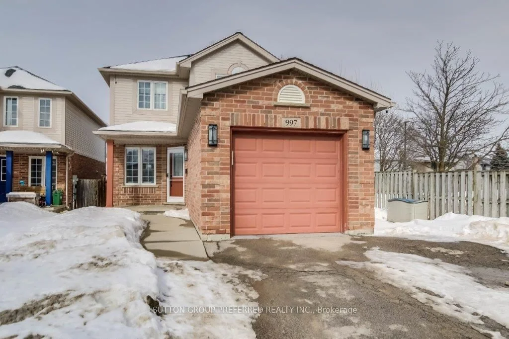 997 Homeview Court, London South, ON N6C 6C1