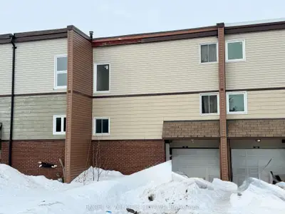 3c Harwick Crescent, Bells Corners And South To Fallowfield, On K2h 6r3
