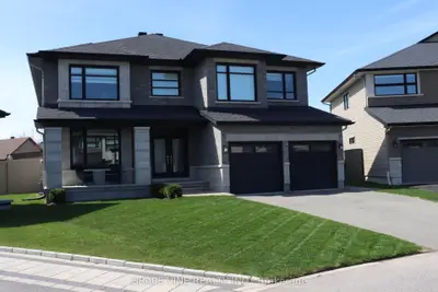 Detached in Blossom Park - Airport and Area