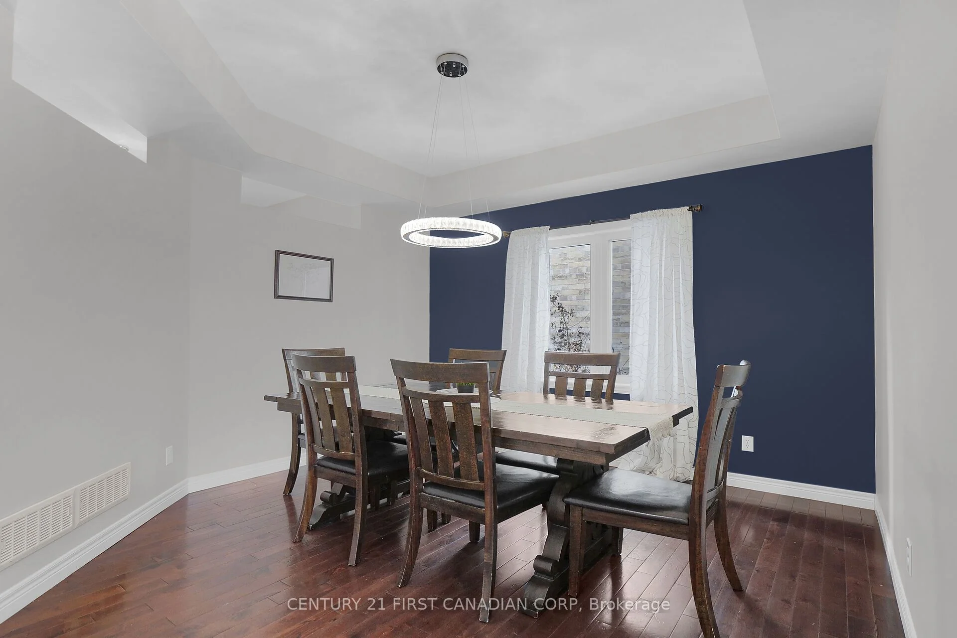 2205 Lilac Avenue, London South, ON N6K 5C5