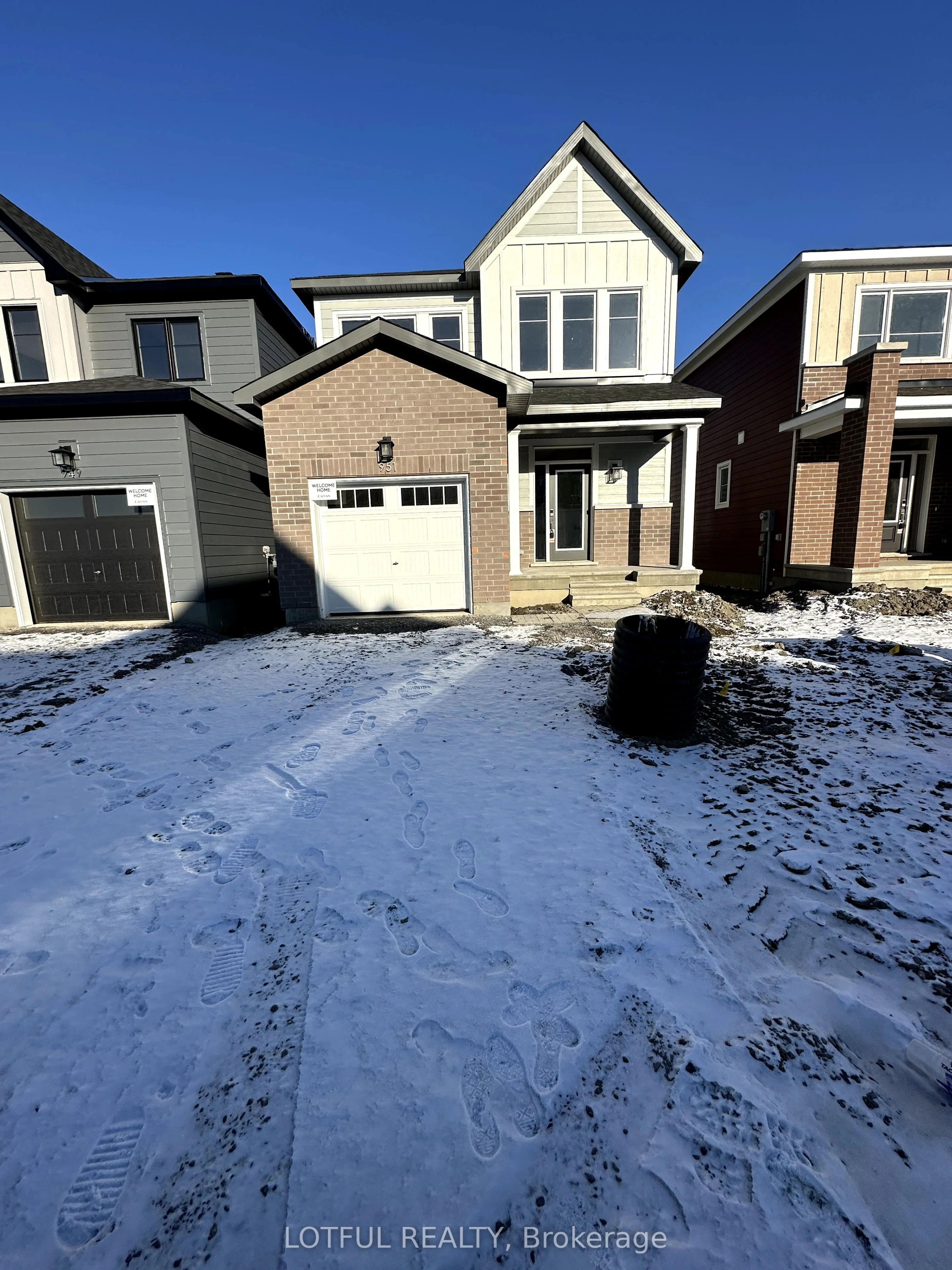 Detached in Stittsville - Munster - Richmond