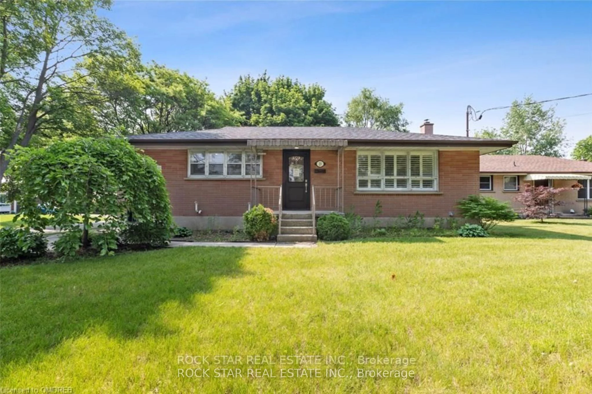 23 Terrance Drive Lower, Brantford, On N3r 3g2