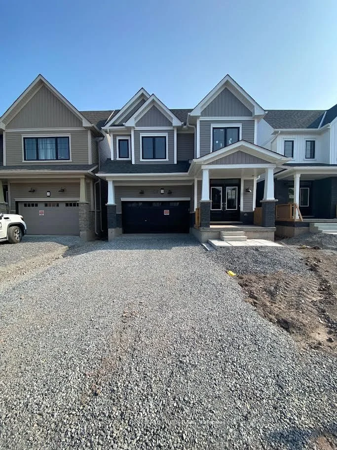 Detached in Welland