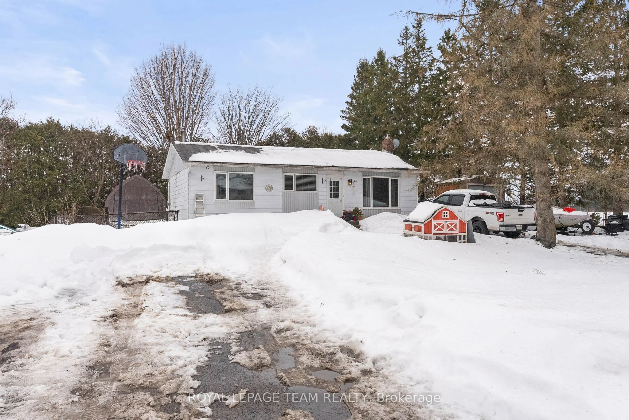 Detached in Carp - Dunrobin - Huntley - Fitzroy and Area