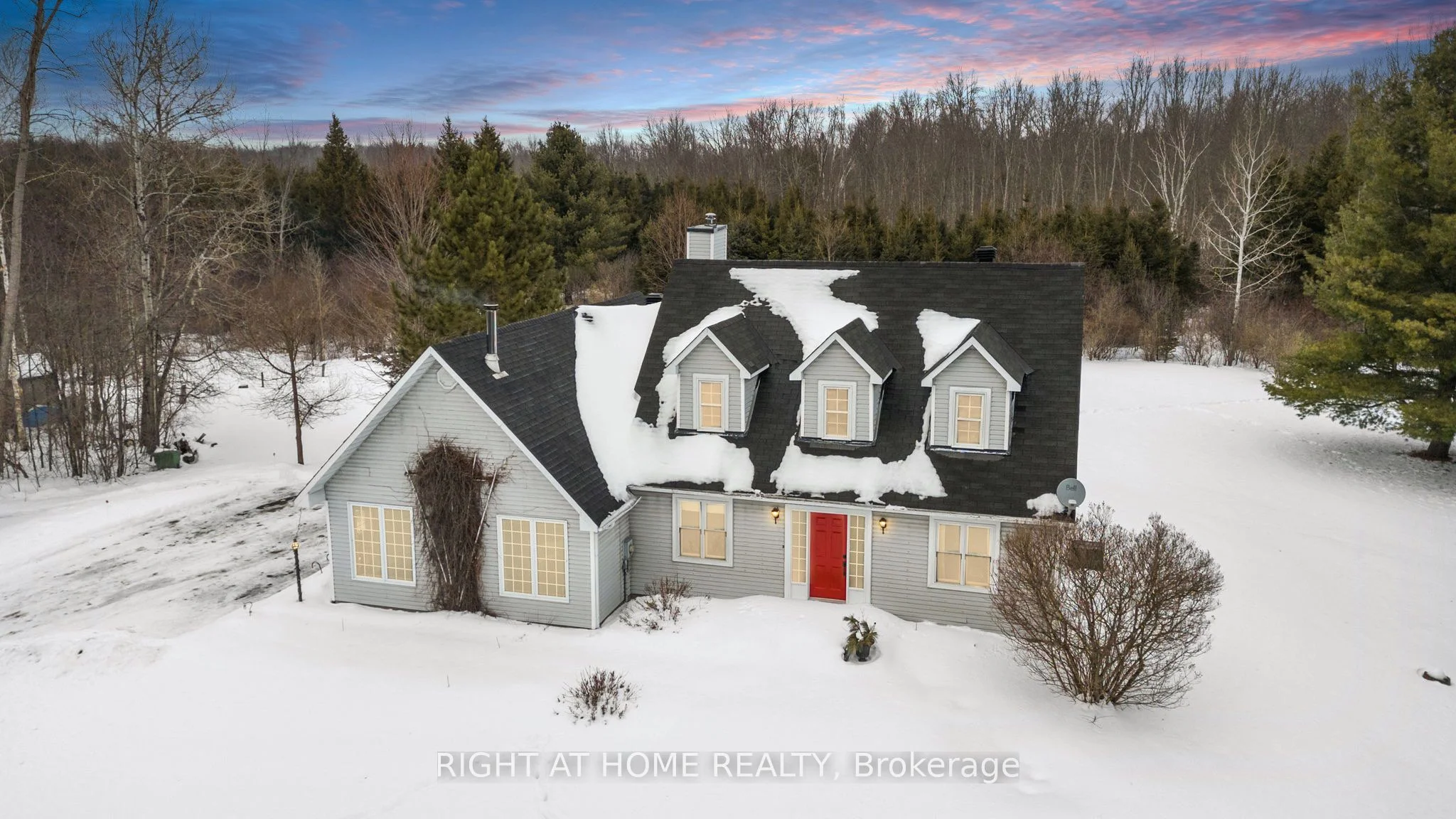 Detached in Constance Bay - Dunrobin - Kilmaurs - Woodlawn