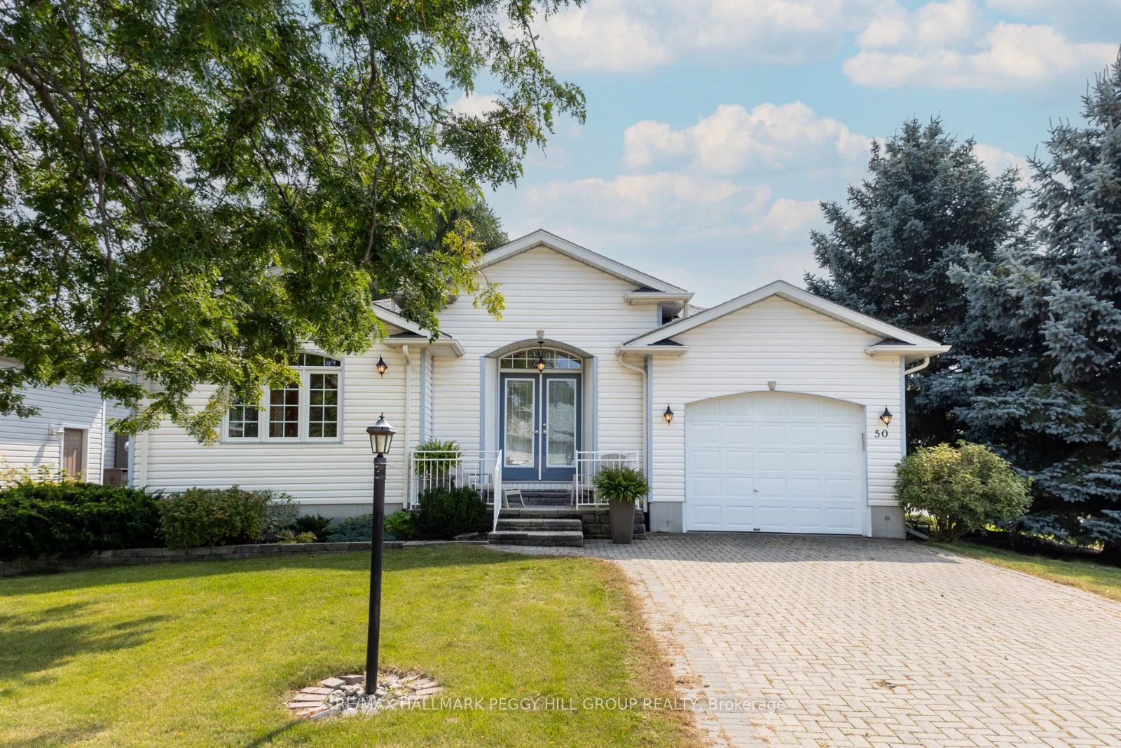 Detached in Prince Edward County