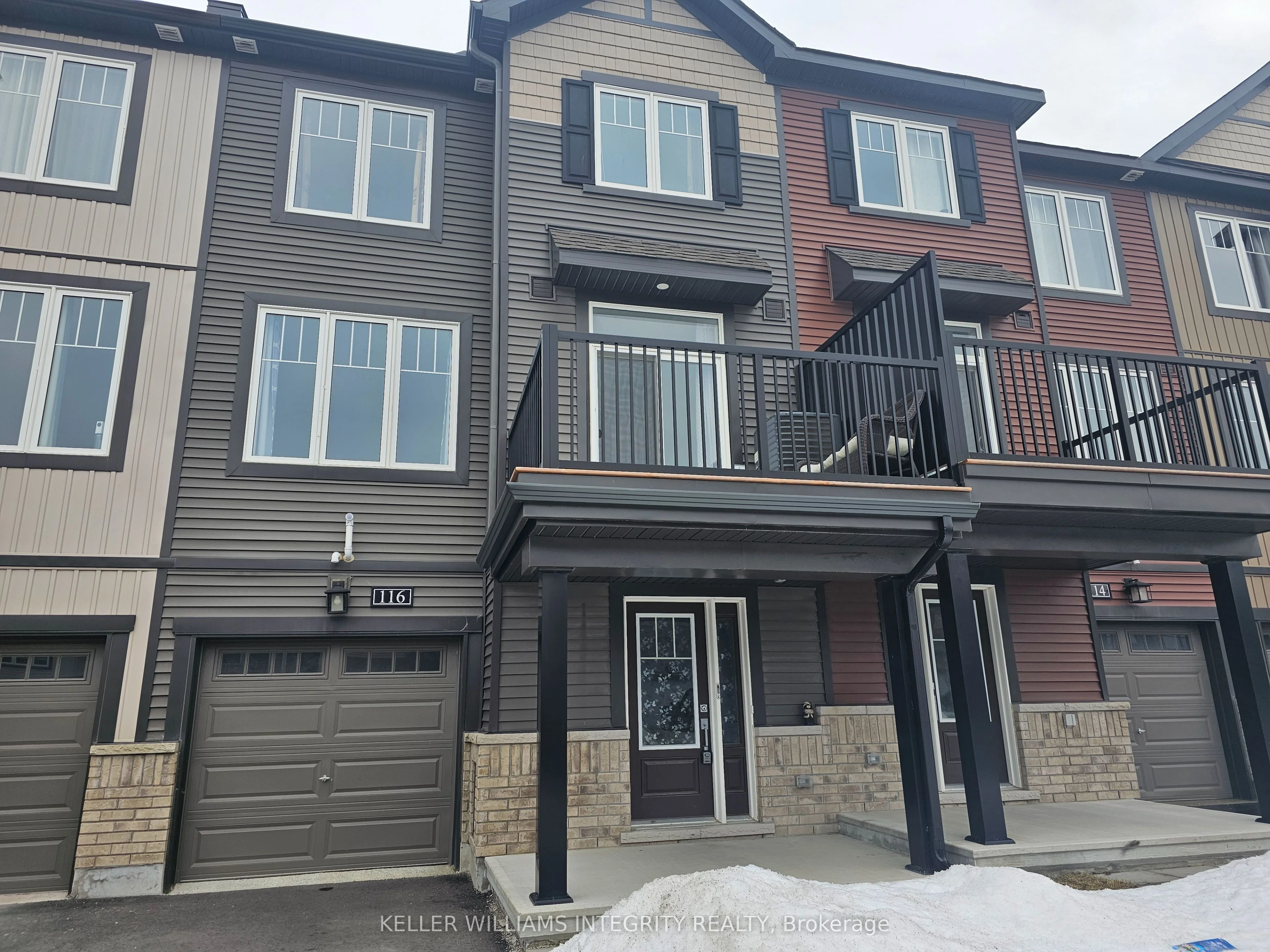 Att/Row/Townhouse in Barrhaven