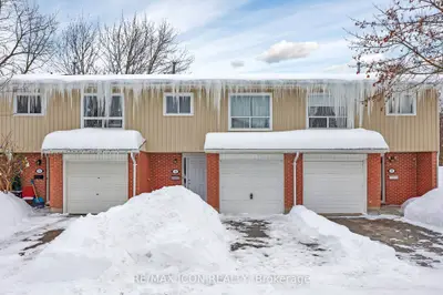 Condo Townhouse in Waterloo