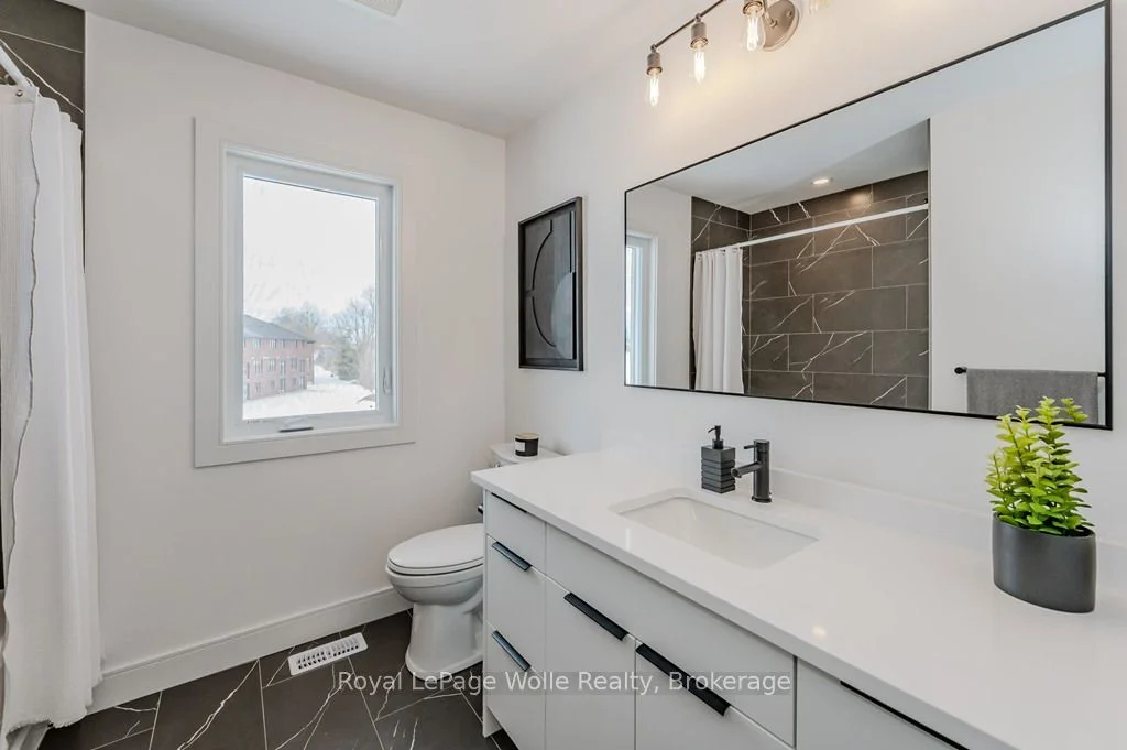 54 Walker Road, Ingersoll, ON N4C 4H3