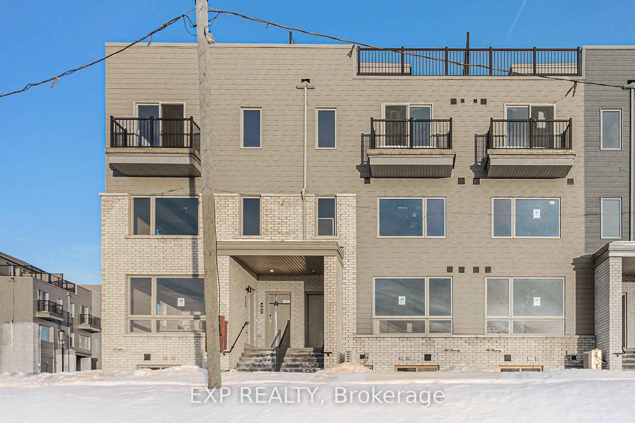402 Mishi, Manor Park - Cardinal Glen And Area, On, K1k 0p2