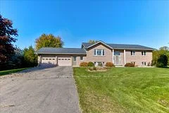 4566 Meadowview Drive, Perth East, ON N0K 1X0