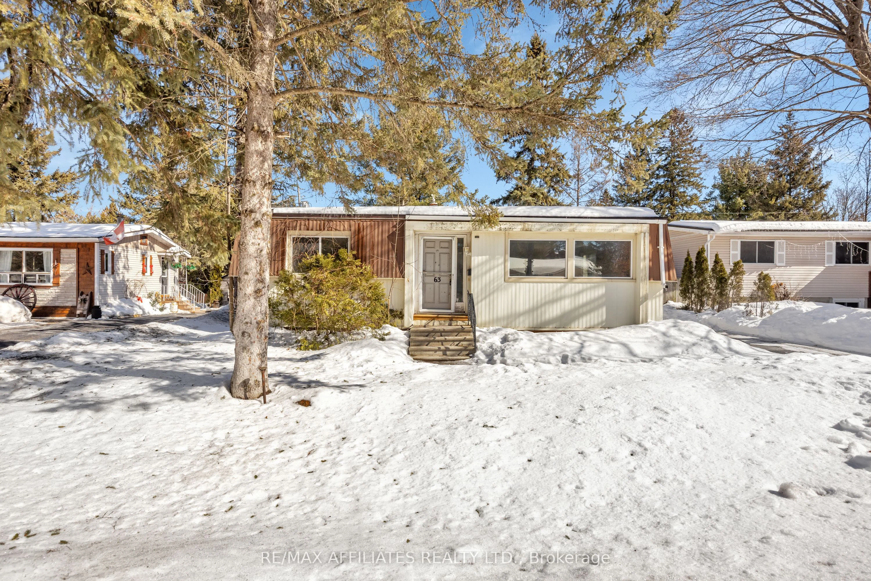 63 Cloverloft Court, Stittsville - Munster - Richmond, On K2s 1t2