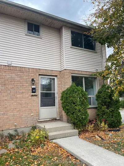 678 Upper Queen Street 47, London South, On N6c 5l2