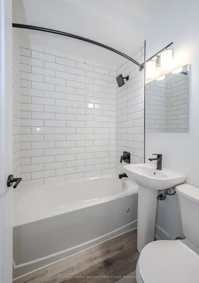 104 Elizabeth Street 5, Guelph, ON N1E 2X4