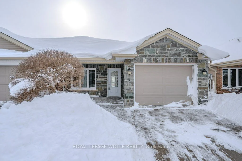 Semi-Detached Condo in Perth East