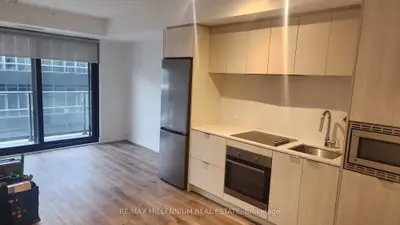 1 Jarvis Street 1413, Hamilton, On L8r 3j2