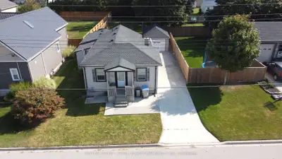 Detached in South Huron