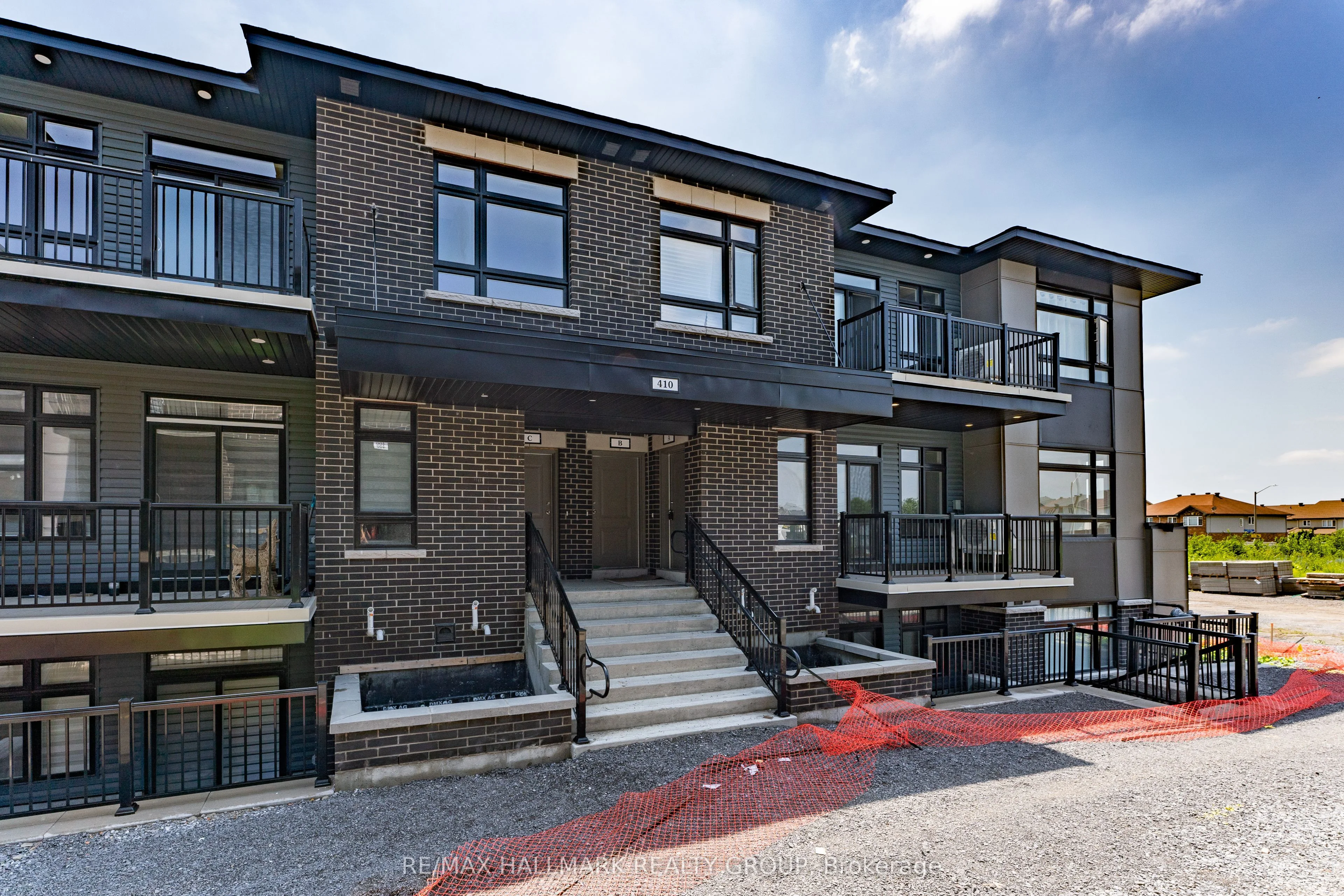 Condo Apartment in Orleans - Convent Glen and Area
