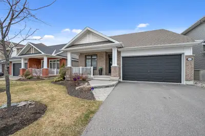 Detached in Blossom Park - Airport and Area
