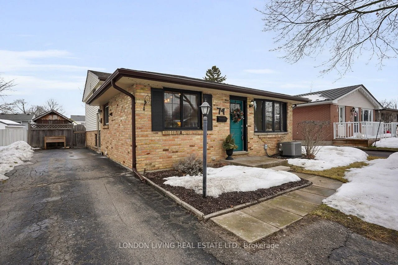 Detached in London East