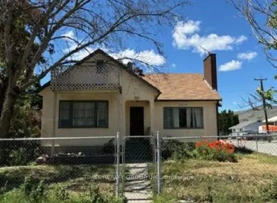 2310 34a Street, Out Of Area, Bc V1t 5z8