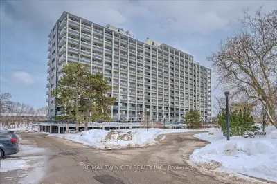 Condo Apartment in Waterloo