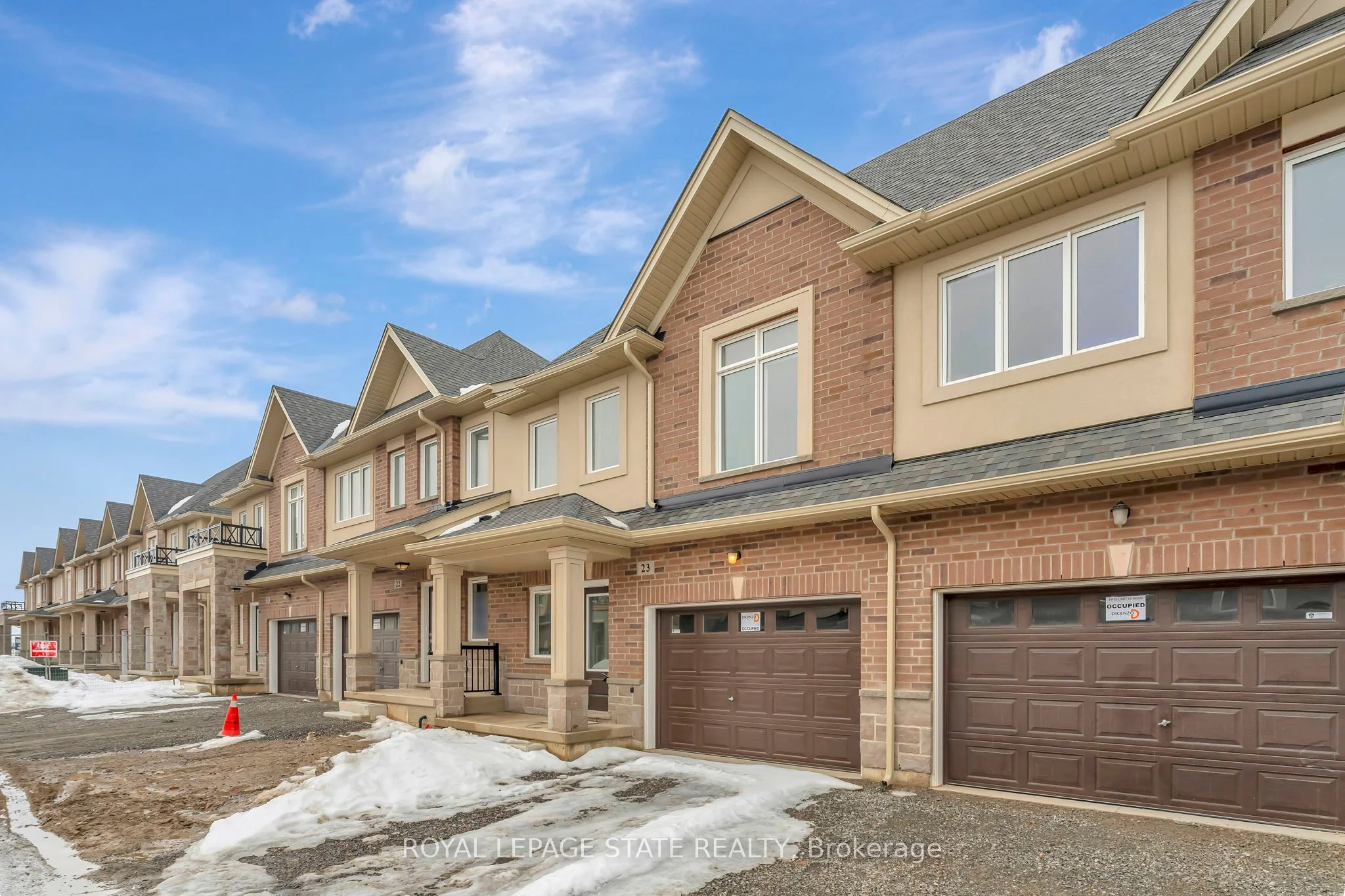 Att/Row/Townhouse in Hamilton
