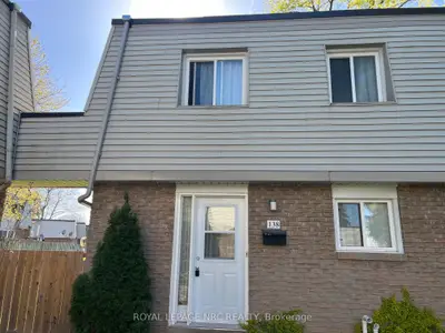 Condo Townhouse in St. Catharines