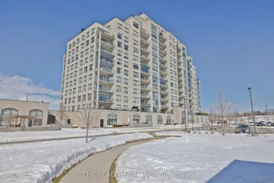 240 Villagewalk Boulevard 1011, London North, On N6g 0p6